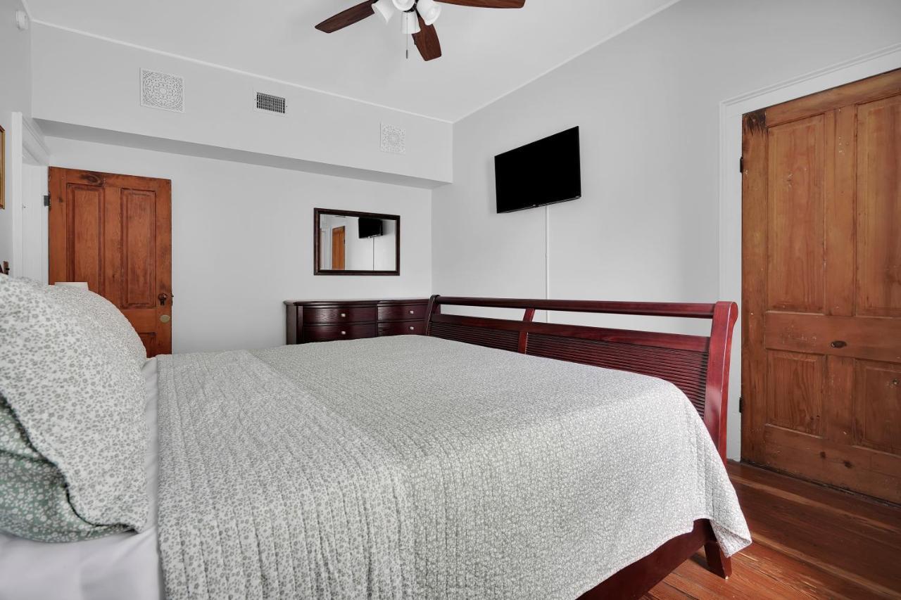 Villa Hot Tub- 80'S Arcade- Pool Table- Historic Downtown- 7 Car Parking St. Augustine Exterior foto